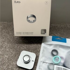 Oura Smart Ring in Silver